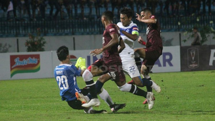 Situasi pertandingan PSIS Semarang melawan PSM Makassar Copyright: © Ronald Seger Prabowo/INDOSPORT
