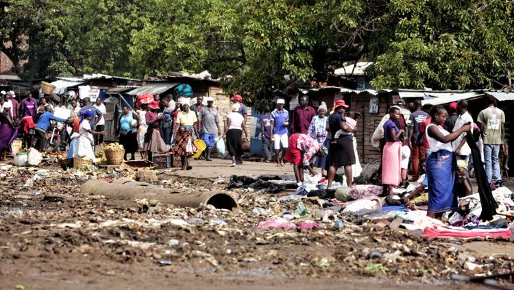 Lingkungan masyarakat zimbabwe. Copyright: &copy; Daily Maverick