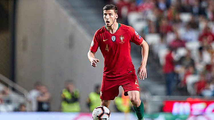 Ruben Dias, bersama Portugal. Copyright: © Quality Sport Images/Getty Images
