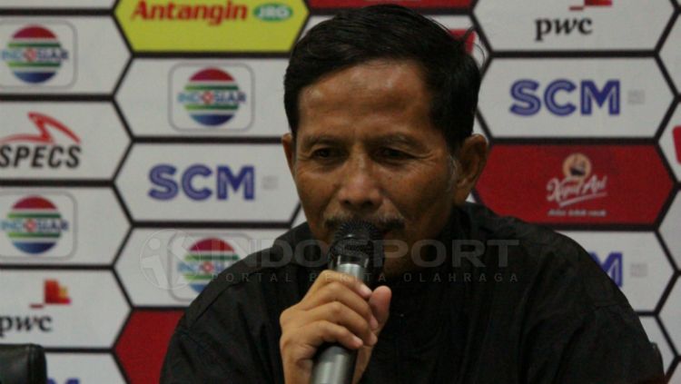 Djadjang Nurdjaman, pelatih Barito Putera. Copyright: © Fitra Herdian/INDOSPORT