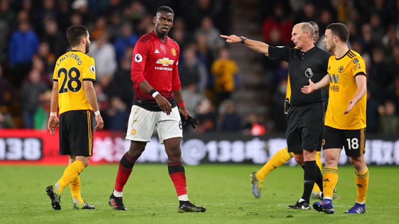 Paul Pogba meminta maaf karena gagal melakukan eksekusi penalti saat melawan Wolverhampton Wanderers di Liga Inggris. Catherine Ivill/Getty Images. Copyright: © Catherine Ivill/Getty Images