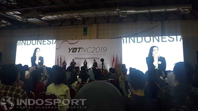 Acara Young On Top National Conference 2019 dengan Tema Menyatukan Indonesia Copyright: © Neneng Astrianti/INDOSPORT