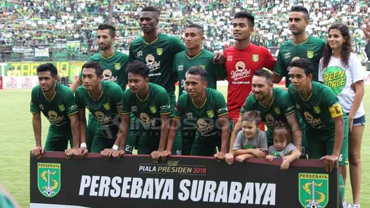 Skuat Persebaya Surabaya di leg pertama final Piala Presiden 2019 melawan Arema FC. Fitra Herdian/INDOSPORT Copyright: © Fitra Herdian/INDOSPORT