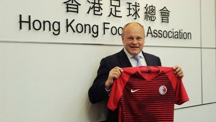 Mixu Paatelainen, pelatih baru Timnas Hong Kong Copyright: © Twitter/@offsideHK