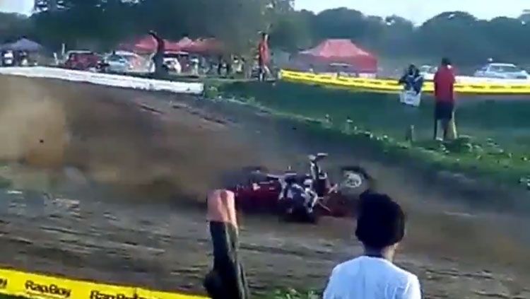 Ngeri Pembalap Motorcross Ini Tewas Usai Mengalami Kecelakaan Indosport