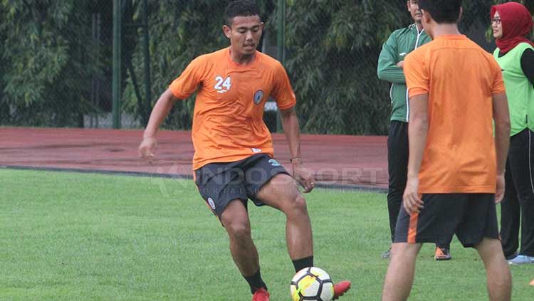 Hamdan Zamzani saat jalani latihan bersama PSS Sleman. Ronald Seger Prabowo/INDOSPORT Copyright: © Ronald Seger Prabowo/INDOSPORT