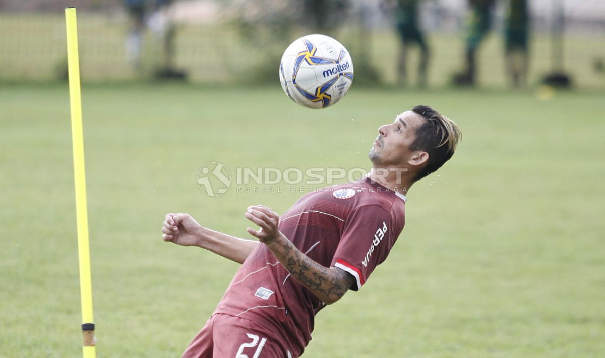 Silvio Escobar, saat masih bermain bagi klub Liga 1, Persija Jakarta. Copyright: © Herry Ibrahim/INDOSPORT