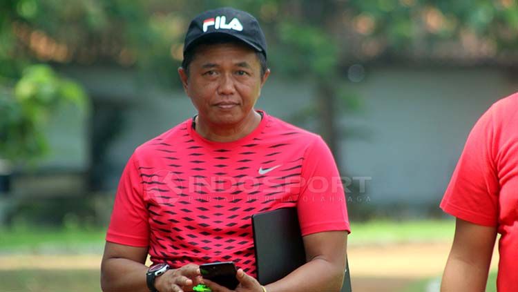 Agus Yuwono menilai permainan Madura FC jauh dari ekspektasi saat kalah 0-2 dari Persik Kediri di Liga 2 2019. Copyright: © Ronald Seger Prabowo/INDOSPORT