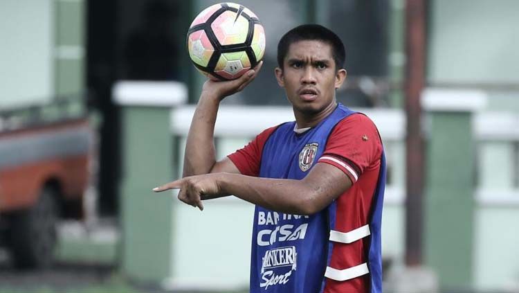 Felisianus Junius Bate saat masih bermain untuk Bali United. Copyright: © baliutd