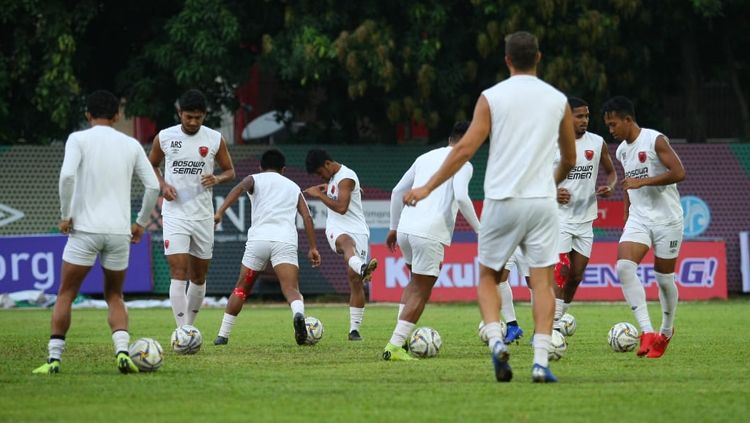 Suasana latihan PSM Makassar jelang menghadapi pekan padat di Juni 2019. Copyright: © Media PSM Makassar