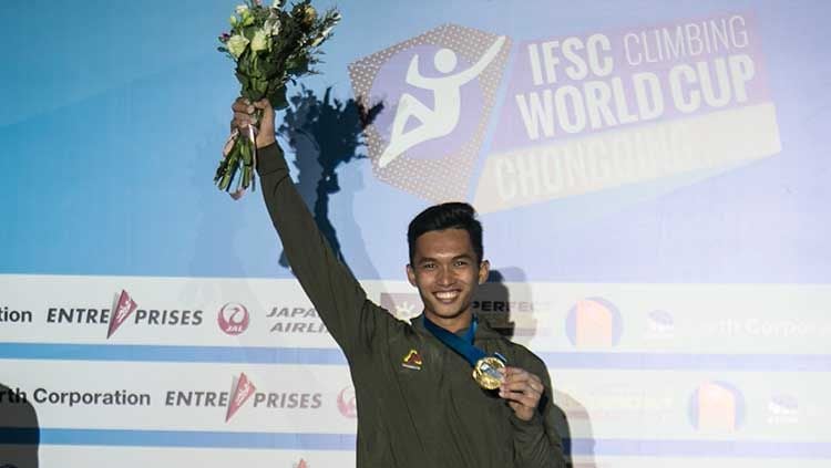 Atlet Panjat Tebing, Alfian M Fajri berhasil meraih emas di kejuaraan IFCS Climbing Worldcup 2019 di Prancis. Menpora Imam Nahrawi ucapkan selamat. Copyright: © HUMAS FPTI