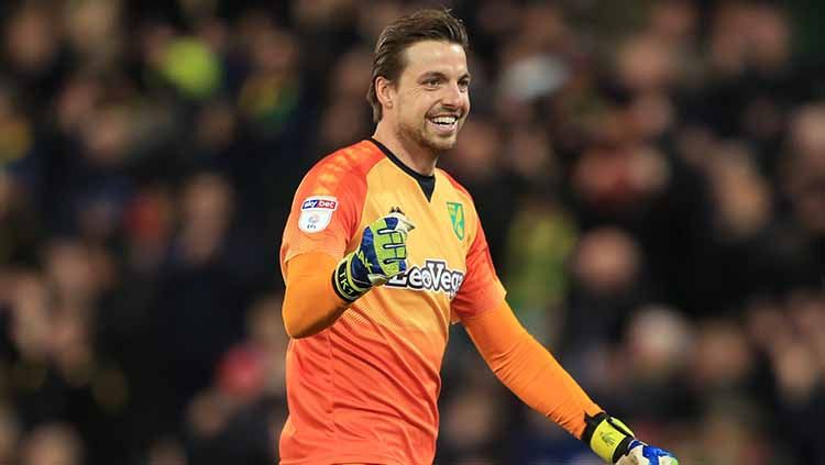 Eks kiper Timnas Belanda, Tim Krul, kembali membuktikan dirinya sebagai spesialis tendangan penalti usai membantu Norwich City mengalahkan Spurs di Piala FA. Copyright: © Stephen Pond/Getty Images