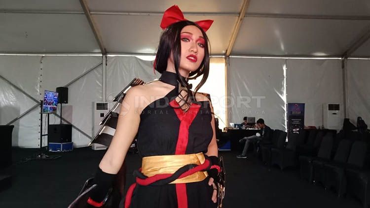 Lola Zieta, Cosplayer Seksi Kesayangan Para Pencinta Mobile Legend. Copyright: &copy; Shintya Anya Maharani/INDOSPORT