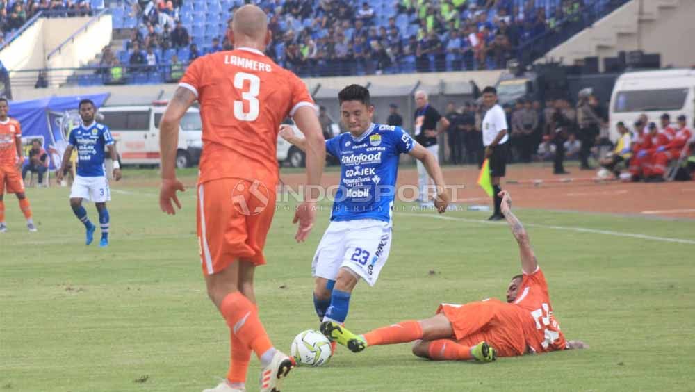 Pertemuan Persib Bandung vs Borneo FC pada Liga 1 2019 di Stadion Si Jalak Harupat, Kabupaten Bandung, Sabtu (04/05/2019).  Copyright: © Arif Rahman/INDOSPORT