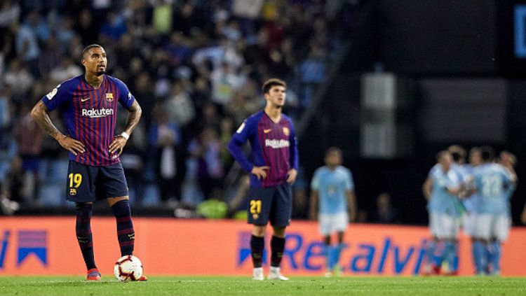 Barcelona harus menelan kerugian hingga 33 juta euro gara-gara persoalan yang mereka alami dalam setahun terakhir ini. Copyright: © Quality Sport Images/Getty Images