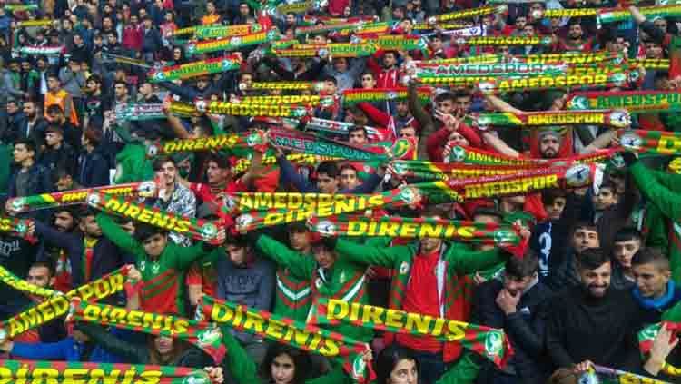 Suporter Amedspor/Amed SK. Copyright: © Ahval