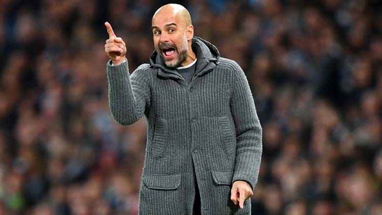 Setelah laga amal yng dilakukan antara Barcelona vs Manchester City, pelatih The Cityzens, Pep Guardiola memberikan sindiran keras kepada Bernardo Silva. Copyright: © Michael Regan/GettyImages