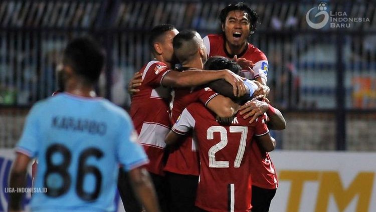 Berikut hasil pertandingan Piala Menpora Persela Lamongan vs Madura United. Copyright: © Liga Indonesia