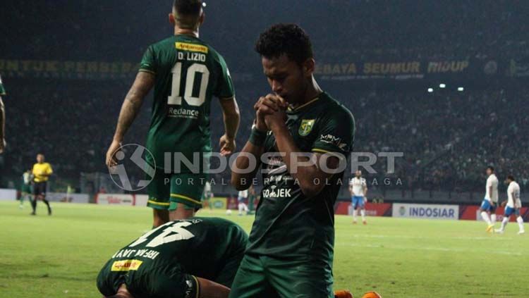 Osvaldo Haay dikabarkan mengalami cedera di tangan kanannya saat membela timnas Indonesia U-23. Copyright: © Fitra Herdian/INDOSPORT