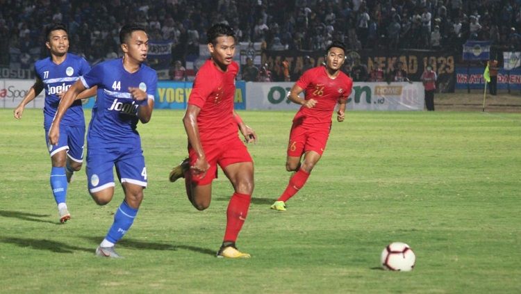 Pertandingan uji coba antara PSIM Yogyakarta vs Timnas U-23, Minggu (02/06/19). Copyright: © Ronald Seger/INDOSPORT
