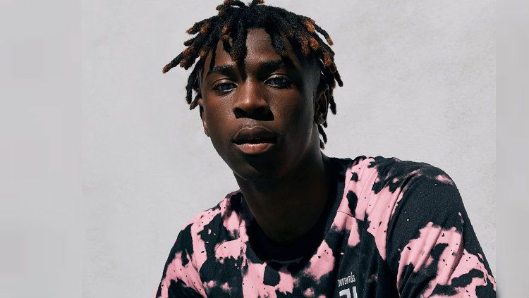 Jersey Juventus untuk pra-laga musim depan. Copyright: &copy; Twitter/Juventus