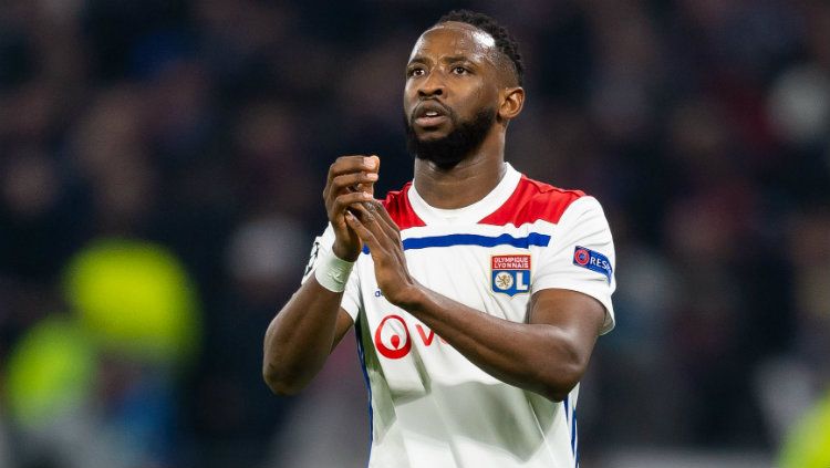Bintang Lyon, Moussa Dembele, menjadi target teratas Chelsea karena tipikal permainannya yang mirip dengan Didier Drogba. Copyright: © TF-Images/TF-Images via Getty Images