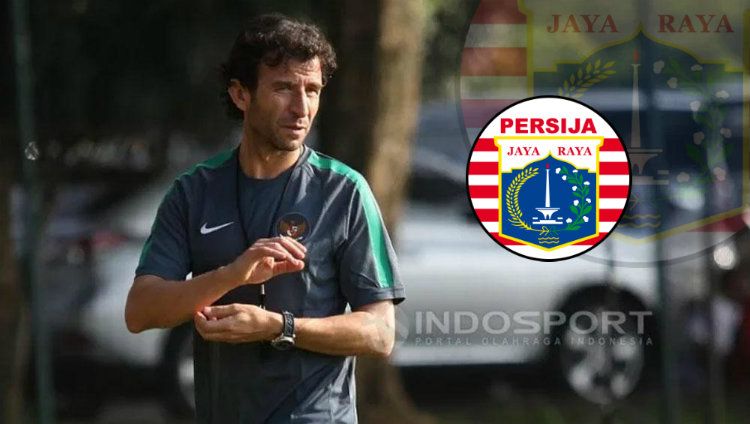 Ada andil Luis Milla di balik keputusan Julio Banuelos menerima pinangan untuk melatih Persija Jakarta. Copyright: © INDOSPORT