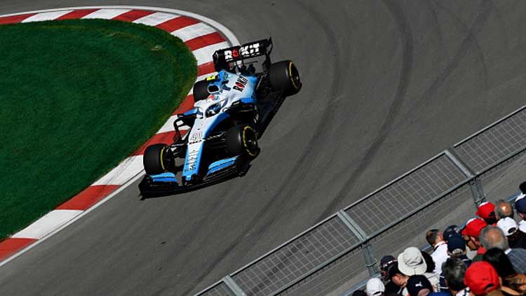 Nicholas Latifi saat sedang berada di lintasan balap. Copyright: &copy; Dan Mullan/GettyImages