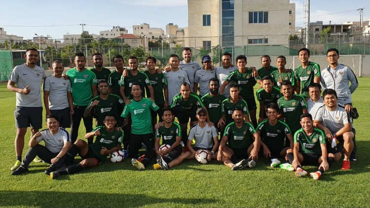 Sesi latihan Timnas Indonesia jelang lawan Yordania pada 2019. Copyright: © PSSI