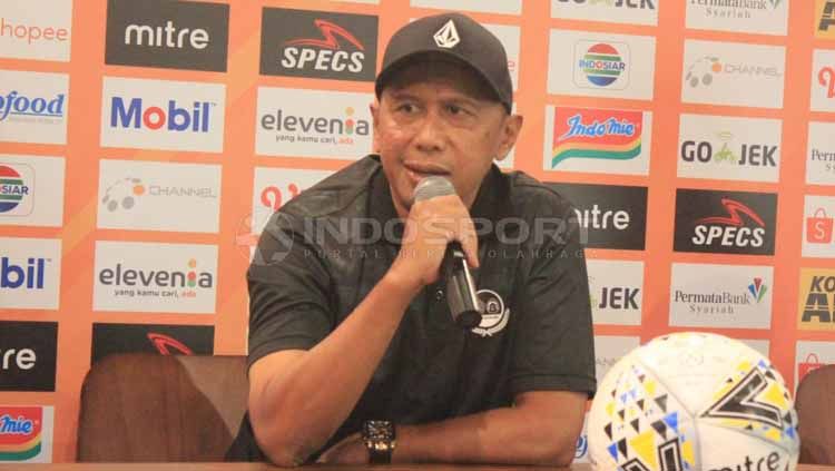 Pelatih PS Tira Persikabo, Rahmad Darmawan mengaku performa skuatnya tidak seperti yang ia inginkan saat menghadapi PSS Sleman. Copyright: © Arif Rahman/INDOSPORT