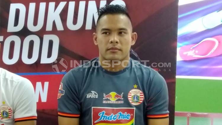 Andritany Ardhiyasa, kapten Persija Jakarta, memberikan jawaban atas tuntutan Jakmania. Copyright: © Petrus Tomy Wijanarko/INDOSPORT