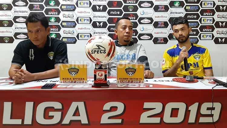 Asisten Pelatih Cilegon United, Imam Riyadi. Foto: Muhammad Effendi/INDOSPORT Copyright: © Muhammad Effendi/INDOSPORT