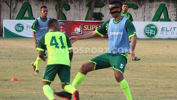 Otavio Dutra saat ikut latihan di Lapangan Polda Jatim, Sabtu (29/6/19). Copyright: © Fitra Herdian/INDOSPORT