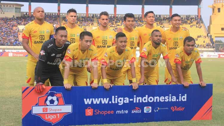 Starting eleven Bhayangkara FC menghadapi Persib Bandung pada laga kandang Liga 1 2019 di Stadion Si Jalak Harupat, Kabupaten Bandung, Minggu (30/06/2019). Foto: Arif Rahman/INDOSPORT Copyright: © Arif Rahman/INDOSPORT