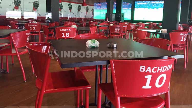 Cantiknya penampilan Bali United Cafe, yang berada di komplek Stadion Kapten I Wayan Dipta, Gianyar. Copyright: © Nofik Lukman Hakim/INDOSPORT