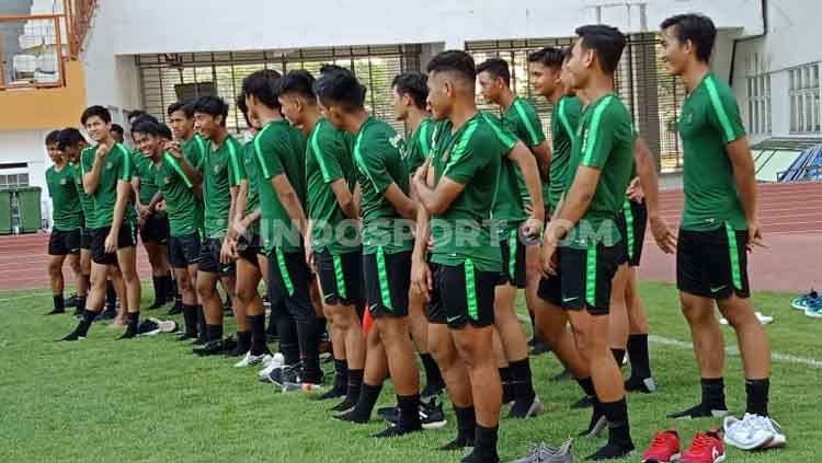 Suasana pemusatan latihan (training centre) Timnas Indonesia U-19 di Stadion Wibawa Mukti, Cikarang pada Senin (01/07/19). Copyright: © Shintya Maharani/INDOSPORT