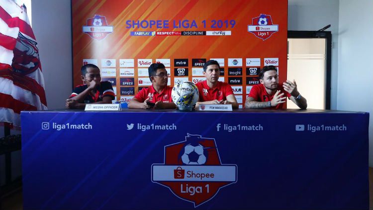PSM Makassar menggelar konferensi pers sebelum melawan Madura United pada pekan keenam Shopee Liga 1 2019. Copyright: © Official PSM Makassar