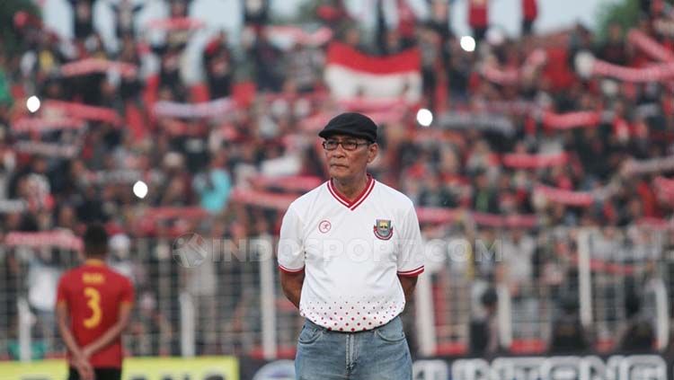 Pelatih Persibat Batang, Freddy Muli menjelaskan para pemainnya siap menghadapi Blitar Bandung United. Copyright: © Alvin Syaptia Pratama/INDOSPORT