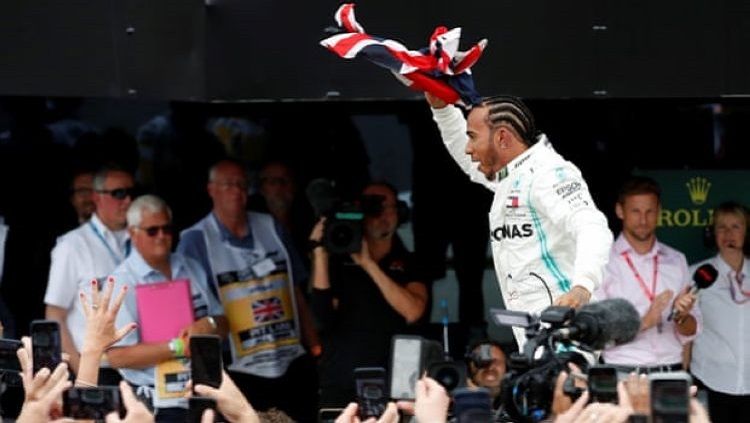 Lewis Hamilton meraih juara GP Inggris 2019 di Silverstone Copyright: © Matthew Childs/Reuters