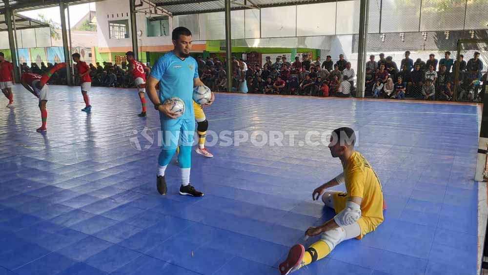 Dalam laga uji coba menghadapi Vamos Mataram, Timnas Futsal Indonesia takluk dengan skor 4-6. Copyright: © Cosmas Bayu Agung Sadhewo/INDOSPORT