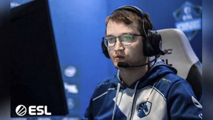 Matumbaman salah satu pemain profesional game eSports DOta 2. Copyright: &copy; liquidpedia.net