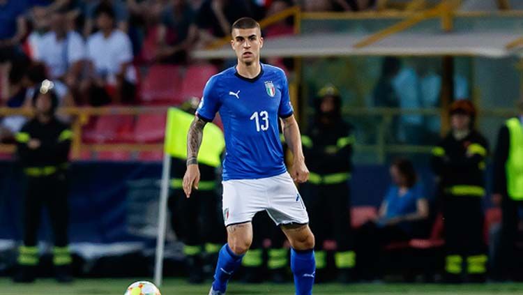 Bek Timnas Italia, Gianluca Mancini dilaporkan segera merapat ke Man United atau Chelsea. Copyright: © TF-Images/GettyImages