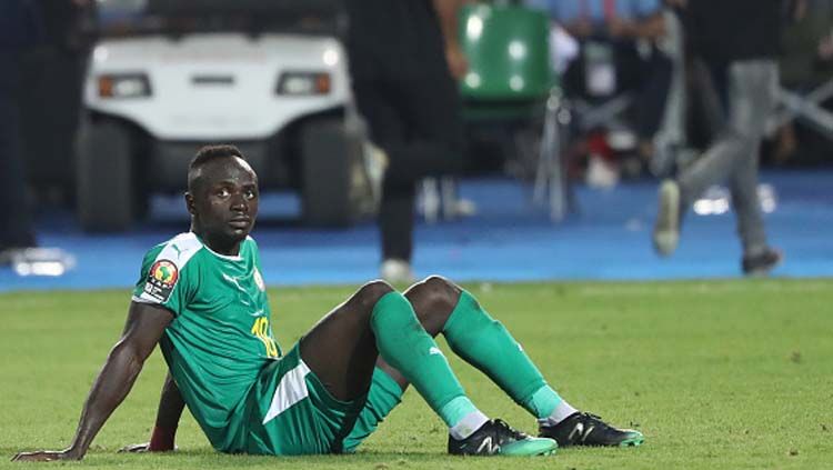 Bintang Liverpool, Sadio Mane, diduga mengalami gegar otak saat membela Timnas Senegal di Piaal Afrika dan inilah kondisi terbarunya saat ini. Copyright: © Picture Alliance/GettyImages