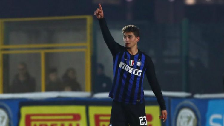 Sebastiano Esposito, pemain muda Inter Milan yang selalu jadi starter. Copyright: © readchelsea.com/Marco Luzzani/Getty Images Sport