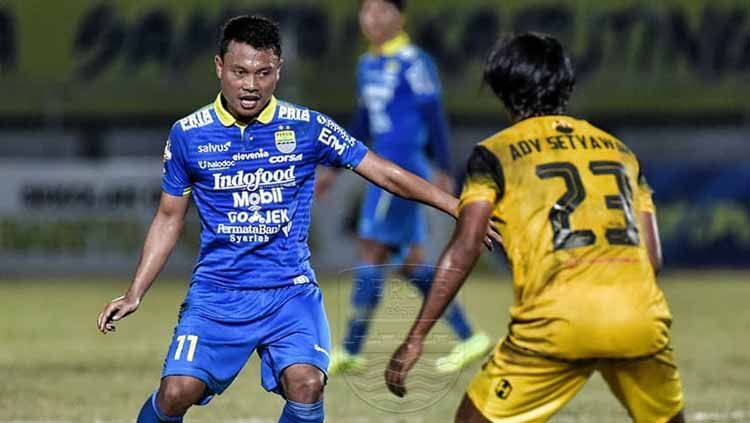Dedi Kusnandar tidak akan meninggalkan Persib Bandung di bursa transfer paruh musim Shopee Liga 1 2019 ini. Copyright: © persib_official Verified