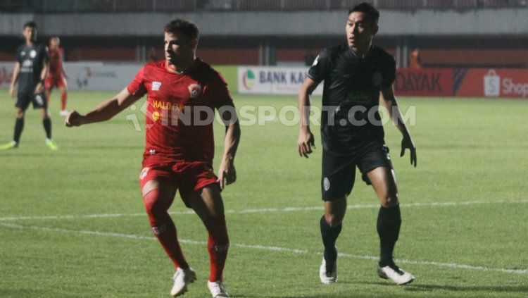 Bek PSS Sleman, Asyraq Gufran. Copyright: © Ronald Seger Prabowo/INDOSPORT