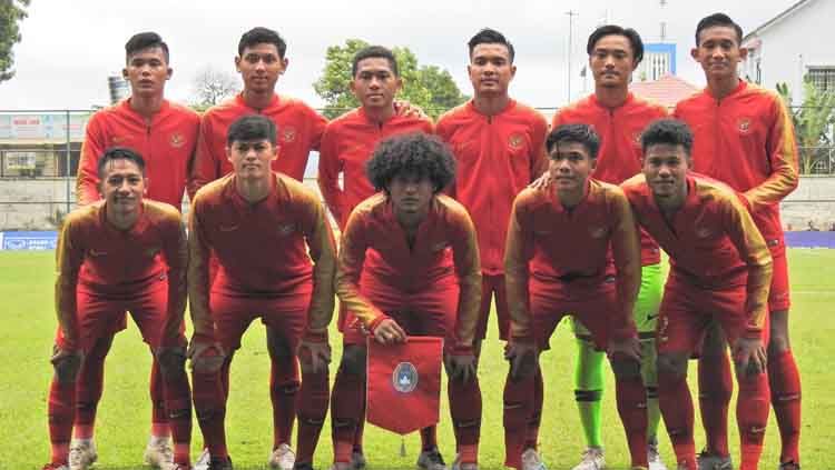 Timnas Indonesia U-18 membuka skor terlebih dahulu lewat gol spektakuler David Maulana dalam laga Grup A melawan Timor Leste (8/8/19) di Piala AFF U-18 2019. Copyright: © PSSI