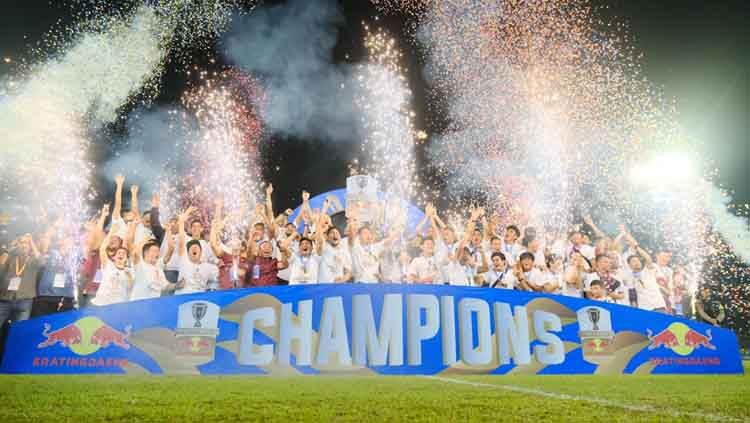 Kemeriahan PSM Makassar saat juara Piala Indonesia melawan Persija Jakarta. Copyright: © Media PSM Makassar