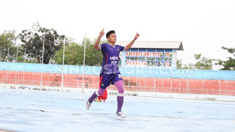 Pemain Persita Tangerang sekaligus top skor Liga 2 2019, Sirvi Arvani sejauh ini belum mampu menunjukkan indikasi akan menghancurkan kutukan saat main di kasta teratas sepak bola Indonesia. Copyright: © Media Persita