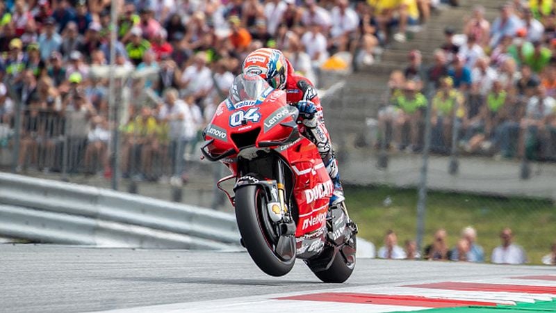 Jelas sudah masa depan pembalap MotoGP, Andrea Dovizioso, bersama tim Ducati. Copyright: © JOHANN GRODER/AFP/Getty Images